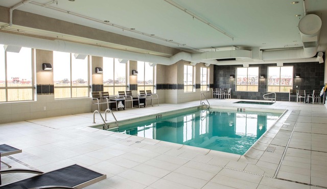 Hampton Inn & Suites by Hilton Regina East Gate