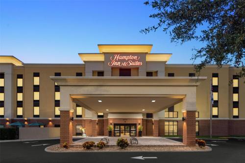 Hampton Inn & Suites by Hilton Tampa Busch Gardens Area