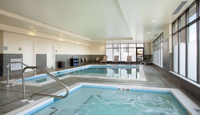 Hampton Inn & Suites Charles Town