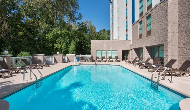 Hampton Inn & Suites Charlotte-Arrowood Rd.