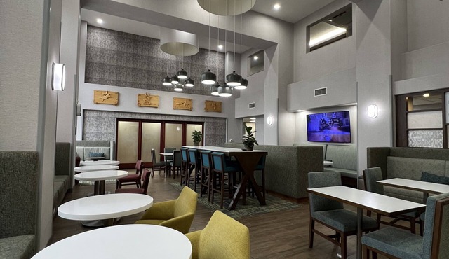 Hampton Inn & Suites Chico