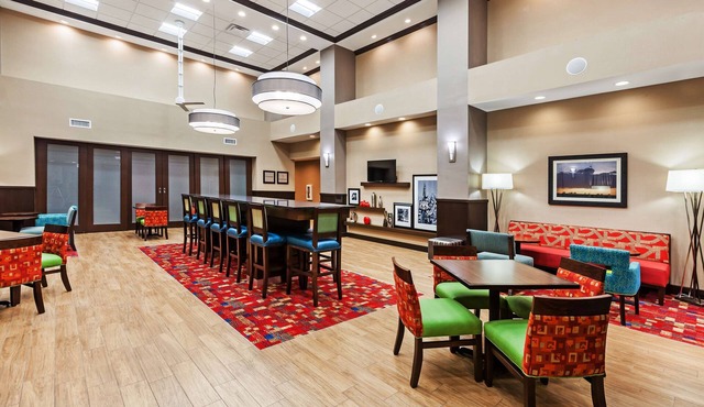 Hampton Inn & Suites Claremore