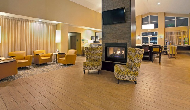 Hampton Inn & Suites Cleveland/Independence
