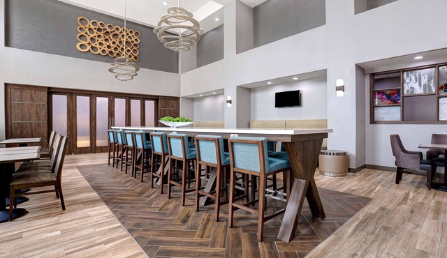 Hampton Inn & Suites Dallas-DeSoto