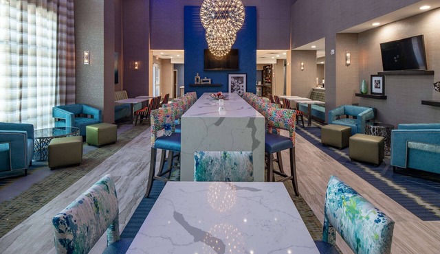 Hampton Inn & Suites Dallas/Plano Central