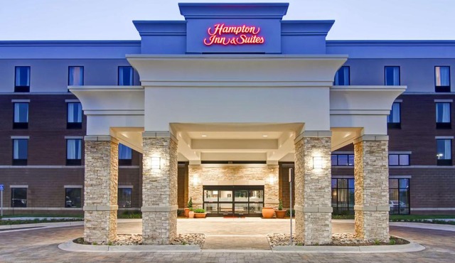 Hampton Inn & Suites Detroit/Troy