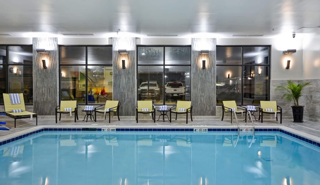 Hampton Inn & Suites Detroit/Warren