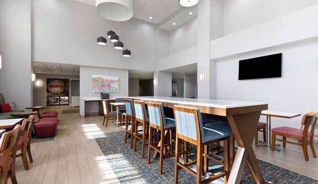 Hampton Inn & Suites Dothan