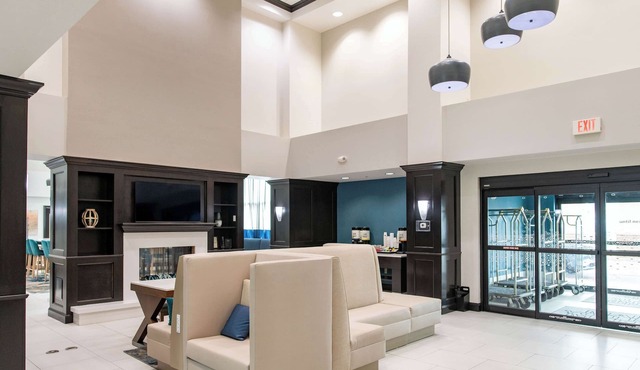 Hampton Inn & Suites Effingham