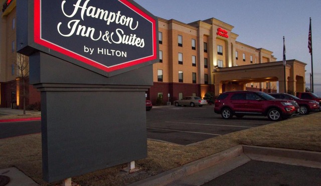 Hampton Inn & Suites Elk City