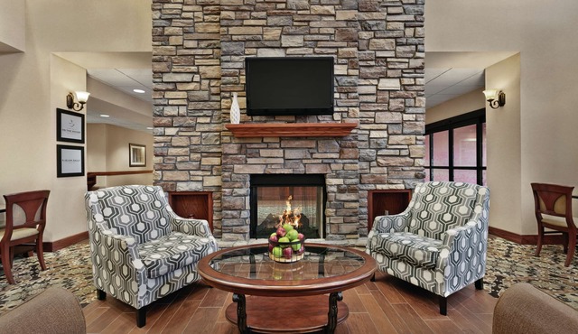Hampton Inn & Suites Enid