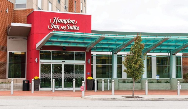 Hampton Inn & Suites Erie Bayfront