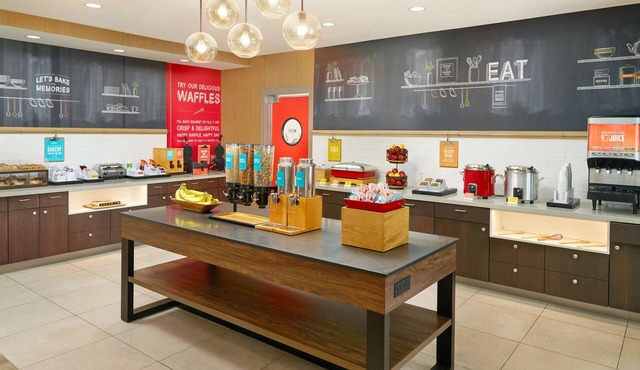 Hampton Inn & Suites Fultondale Birmingham I 65, AL