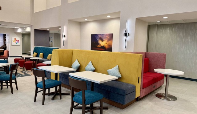 Hampton Inn & Suites Houston - Rosenberg