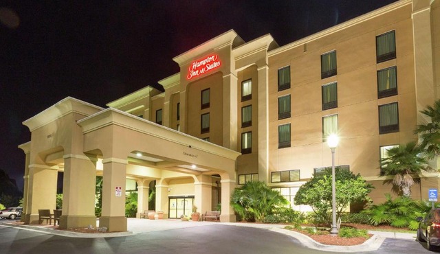 Hampton Inn & Suites Jacksonville-Airport