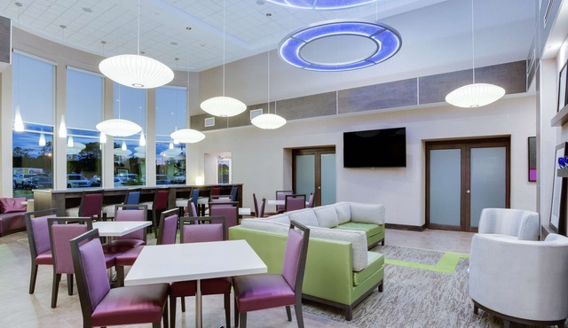 Hampton Inn & Suites Jacksonville/Orange Park