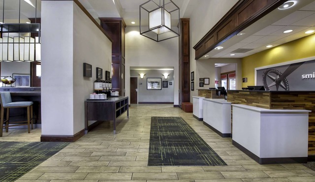 Hampton Inn & Suites Jackson