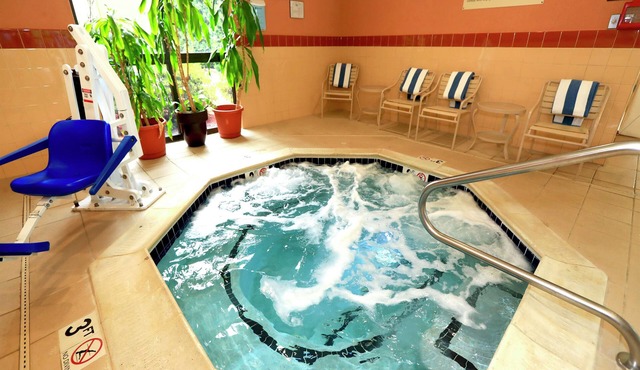 Hampton Inn & Suites Lamar