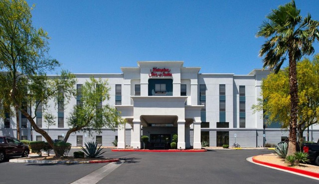 Hampton Inn & Suites Las Vegas Airport