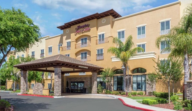 Hampton Inn & Suites Lodi