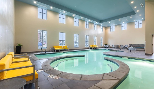 Hampton Inn & Suites Logan