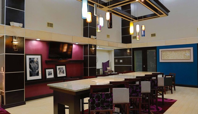 Hampton Inn & Suites Missouri City, TX