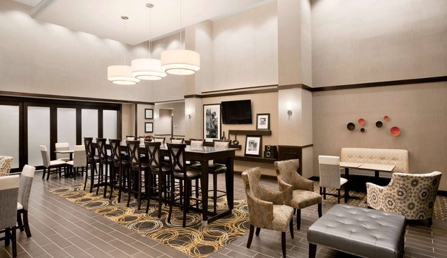 Hampton Inn & Suites Mansfield