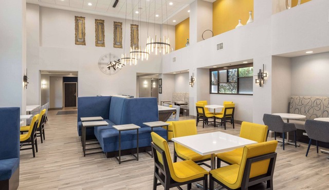 Hampton Inn & Suites Manteca
