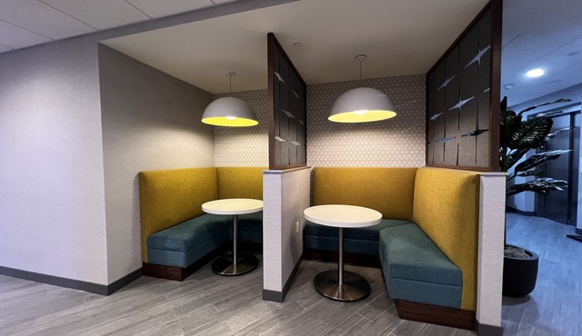 Hampton Inn & Suites Marina