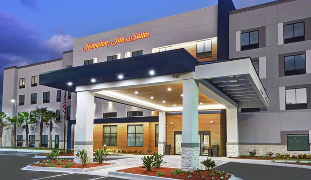 Hampton Inn & Suites Middleburg