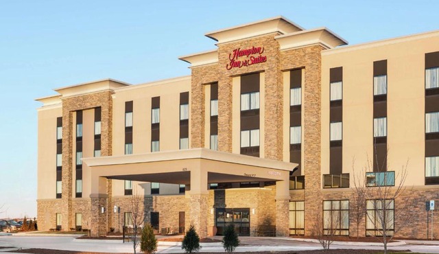 Hampton Inn & Suites Minooka