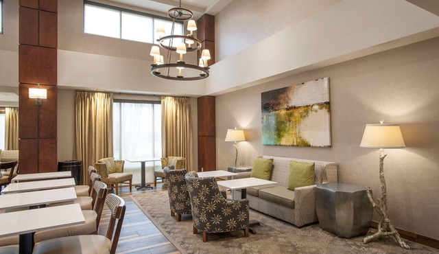 Hampton Inn & Suites Mobile Providence Park/Airport