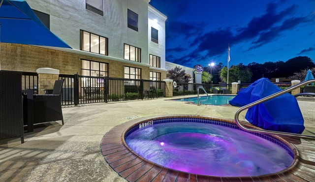 Hampton Inn & Suites Nacogdoches