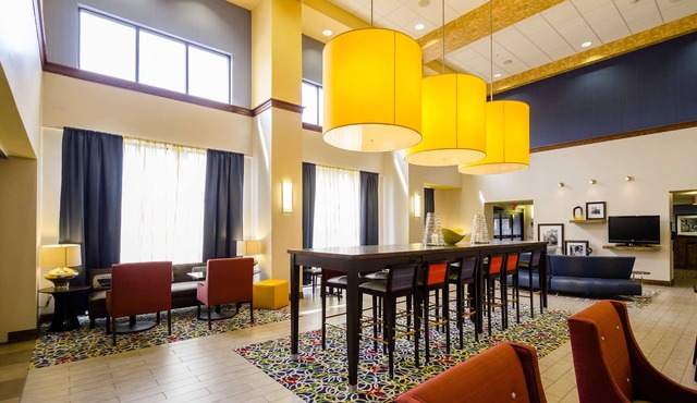 Hampton Inn & Suites Natchez