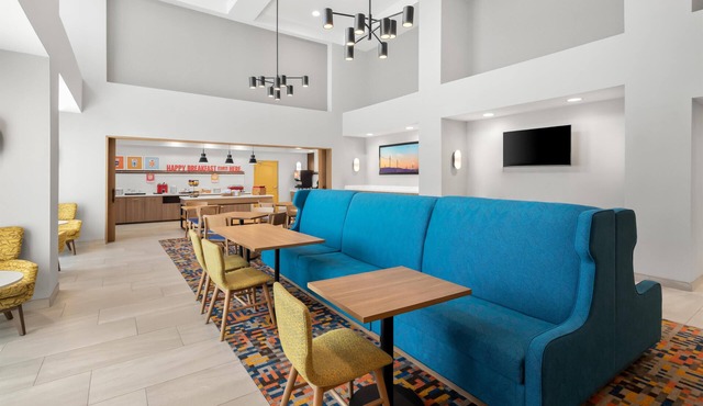 Hampton Inn & Suites New Castle