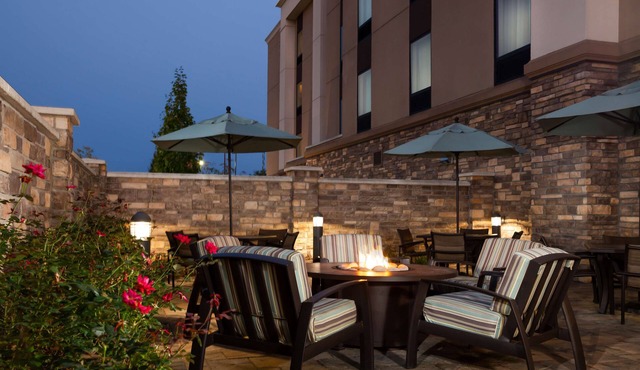 Hampton Inn & Suites Niles/Warren