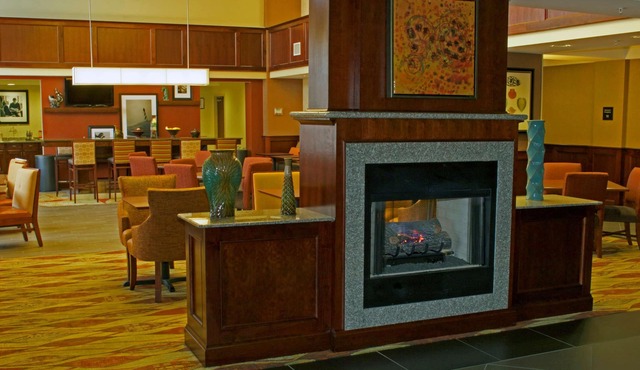 Hampton Inn & Suites Norfolk-Airport
