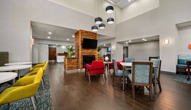 Hampton Inn Suites Opelika I85 Auburn Area