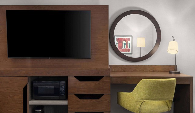 Hampton Inn & Suites Orangeville, On