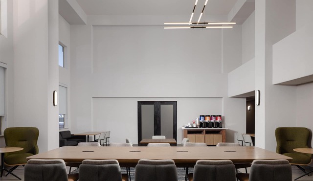 Hampton Inn & Suites Palmdale