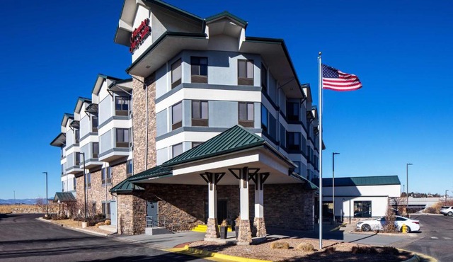 Hampton Inn & Suites Parker
