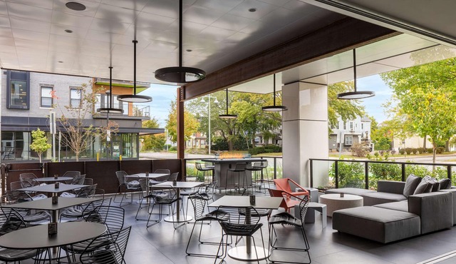 Hampton Inn & Suites Rochester Downtown