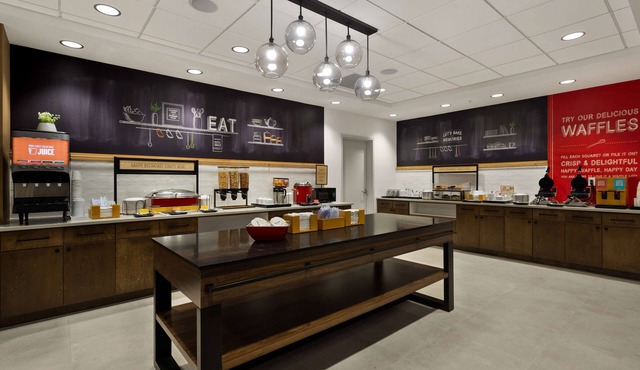 Hampton Inn & Suites Ruskin I-75