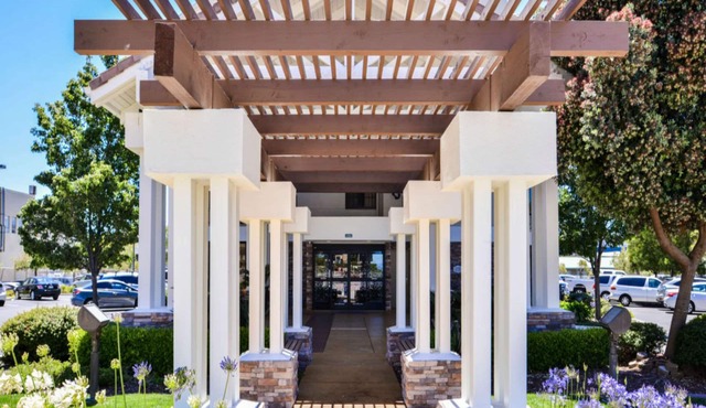 Hampton Inn & Suites San Francisco-Burlingame-Airport South