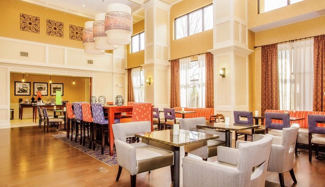 Hampton Inn & Suites Sevierville @ Stadium Drive