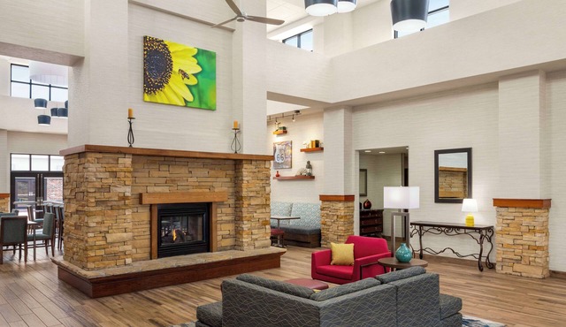 Hampton Inn & Suites Springfield, MO