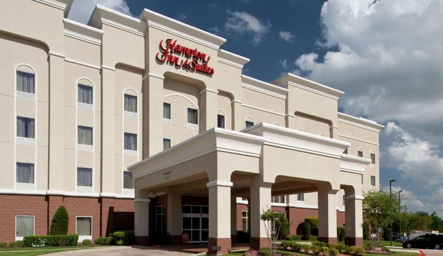 Hampton Inn & Suites Texarkana