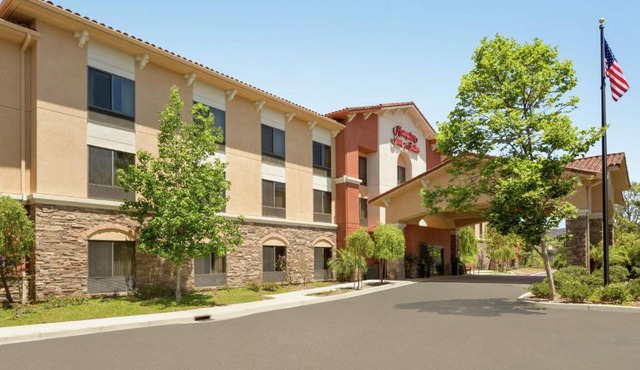 Hampton Inn & Suites Thousand Oaks