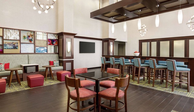 Hampton Inn & Suites York South