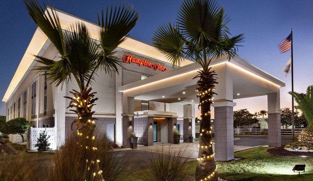 Hampton Inn Waycross